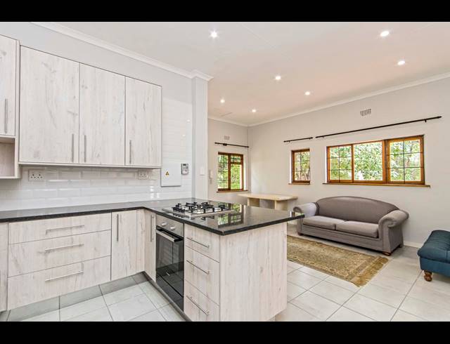 2 BEDROOM APARTMENT TO LET IN GALLO MANOR